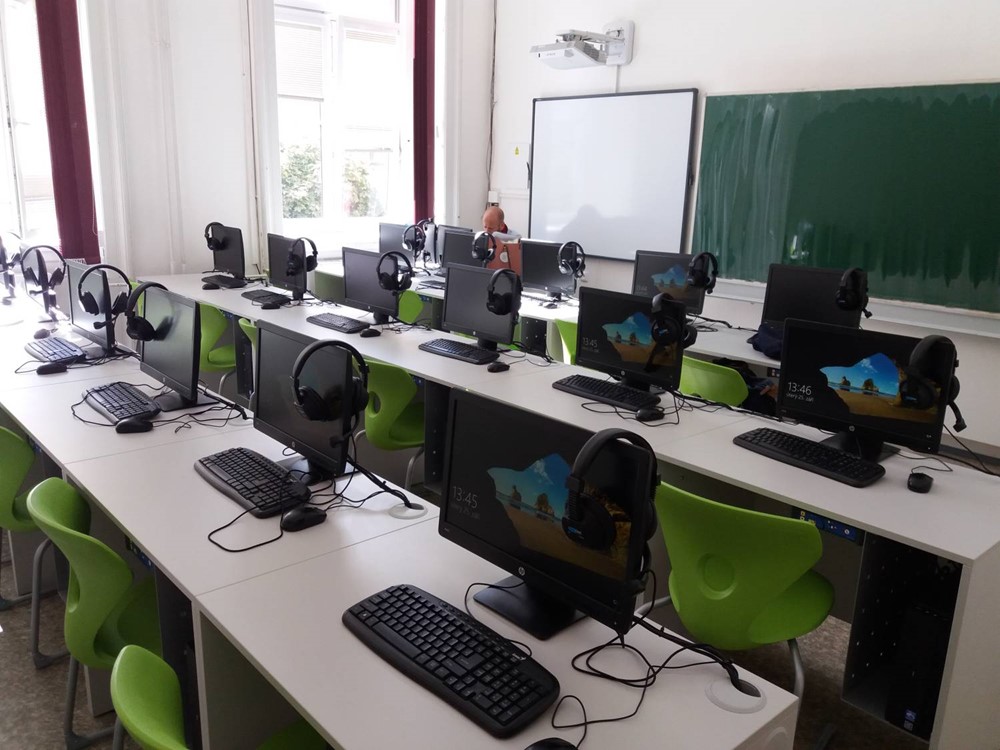 Nová jazyková učebna na Gymnáziu J. V. Jirsíka.