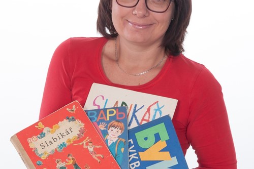 Je to první kniha, kterou žáčci drží v ručičkách, říká o slabikářích jejich sběratelka