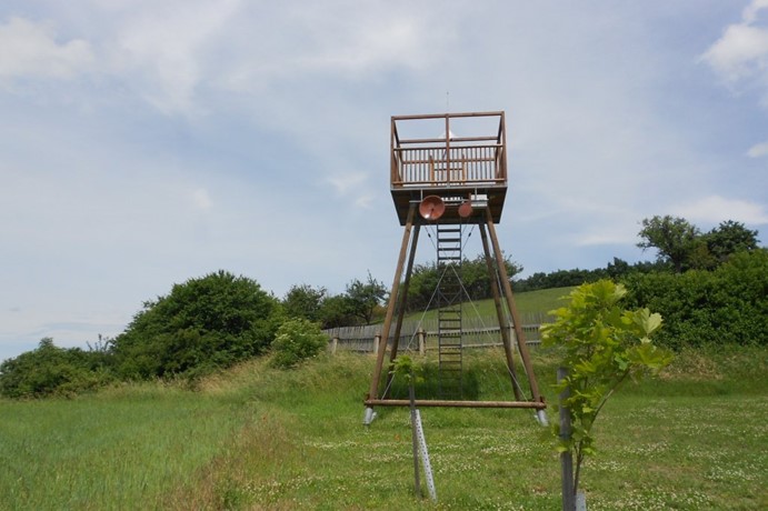 Rozhledna Polní Chrčice