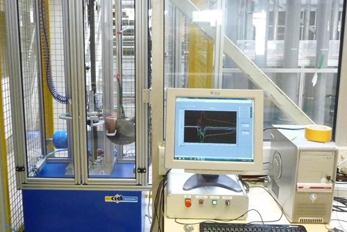 Moderní test cyklohelem: bezpečnostní normy jsou zastaralé