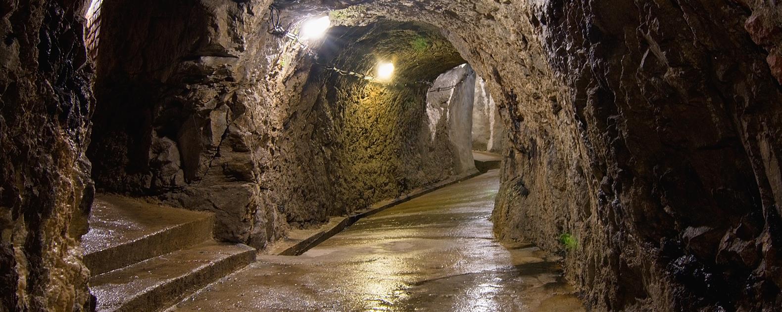 Jihlavské podzemí zaujímá plochu 50 tisíc metrů čtverečních. Jde o významnou památku města - AktivniDite.cz