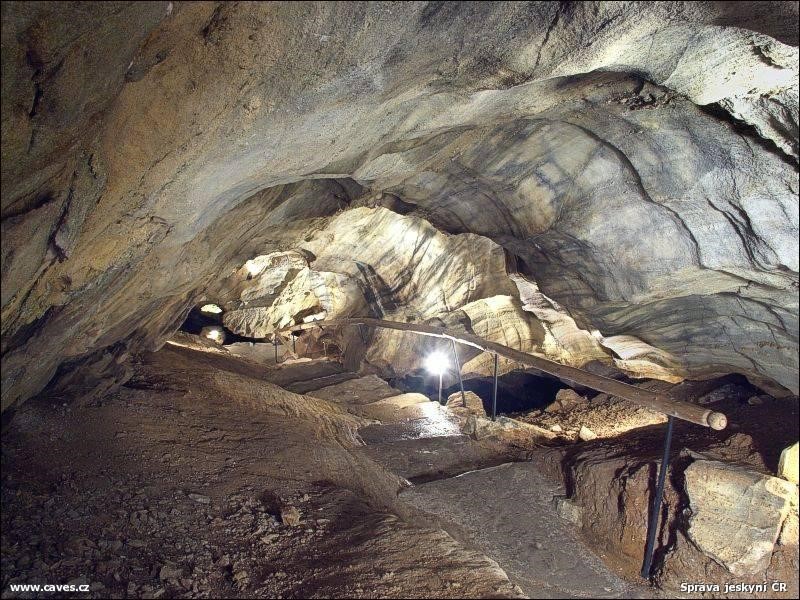 Chýnovská jeskyně