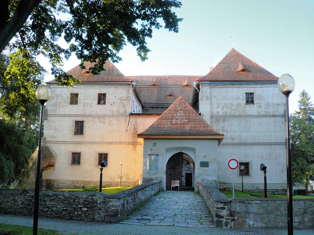 Vlastivědné muzeum Jesenicka. 