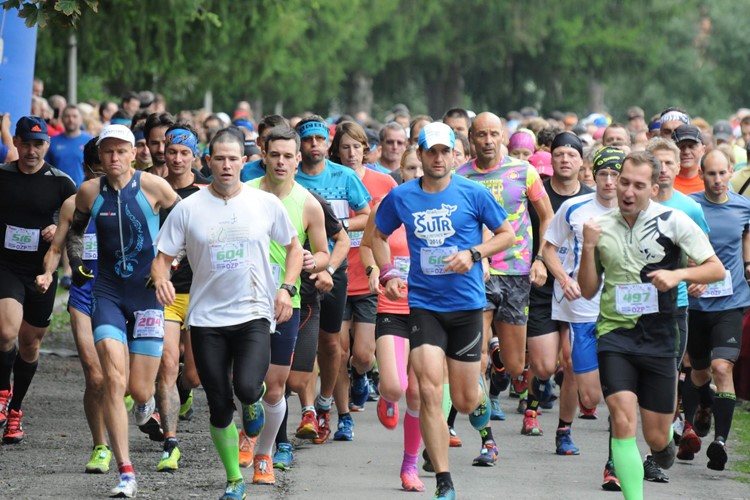 Při Barokomaratonu si vychutnáte podzimní nádheru běžeckých tratí v údolí řeky Střely