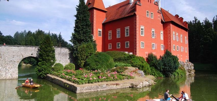 Čtrnáctý ročník Hradozámecké noci se blíží i v Jihočeském kraji