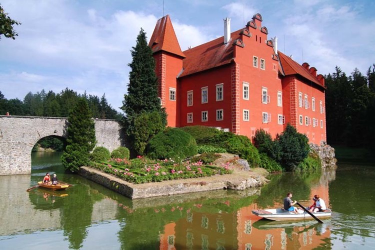 Čtrnáctý ročník Hradozámecké noci se blíží i v Jihočeském kraji