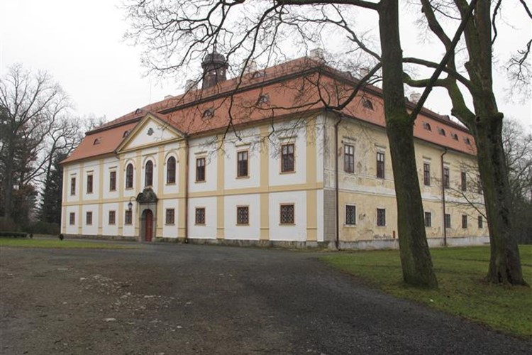Chotěboř oslaví 100 let republiky v muzeu, na plese i odhalením pamětní desky