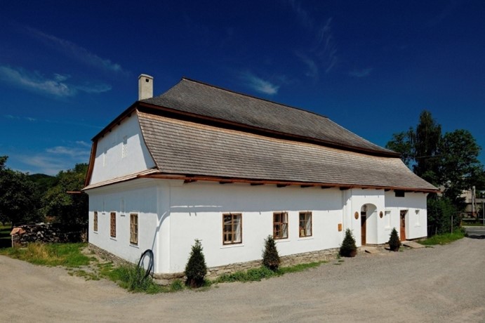 Areál Fojtství v Kozlovicích a Obecná škola