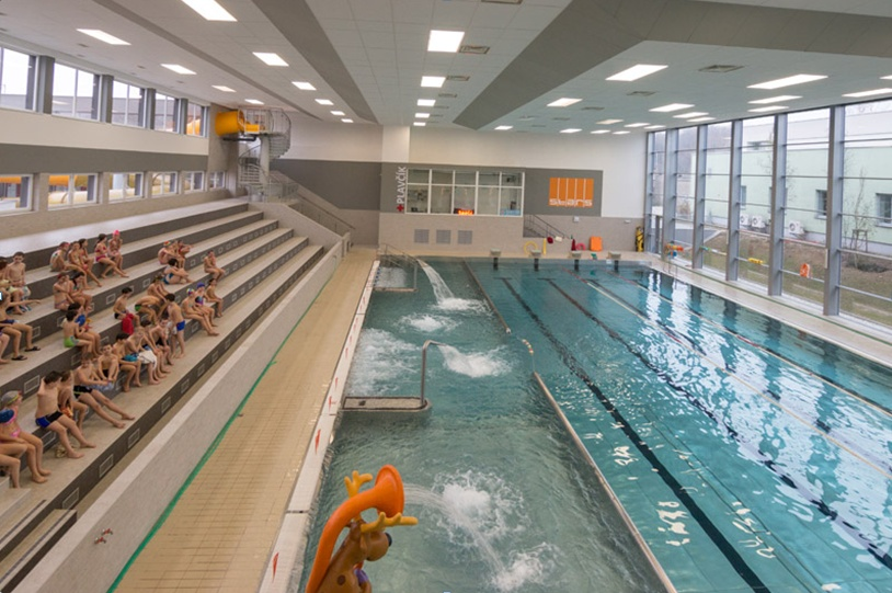 Trinec Kryty Bazen () Trinec Kryty Bazen
