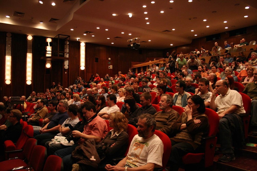 Publikum při festivalu Cyklocestování ve Frýdku-Místku. 