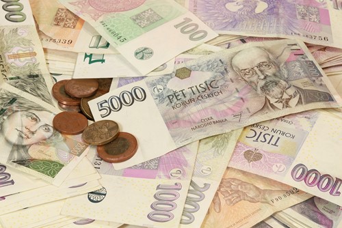 Nesázejte při spoření dětem všechno na jednu kartu