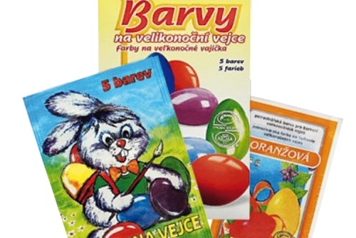 Barvy Velikonoc, nebo potravinářského průmyslu? Co všechno mohou obsahovat vajíčka či perníčky