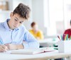 Přijímací řízení na SŠ: školy praskají ve švech. Druhé kolo vypíše minimum škol